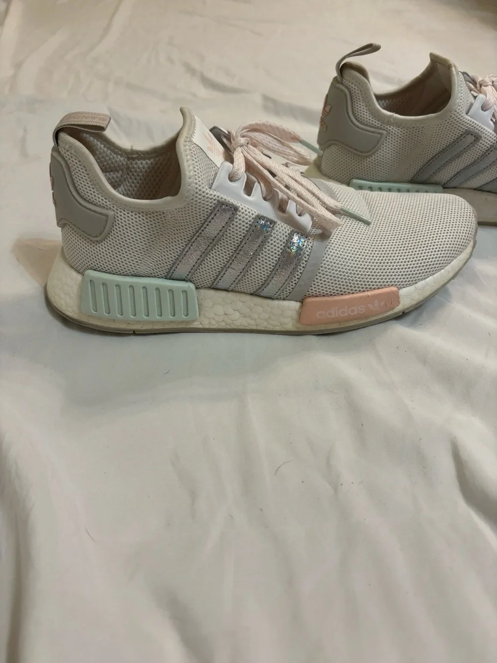 Adidas NMD_R1 “Grunge Pack” EG6869 Cloud White/Ice Mint/Icey Pink Women’s Size 9